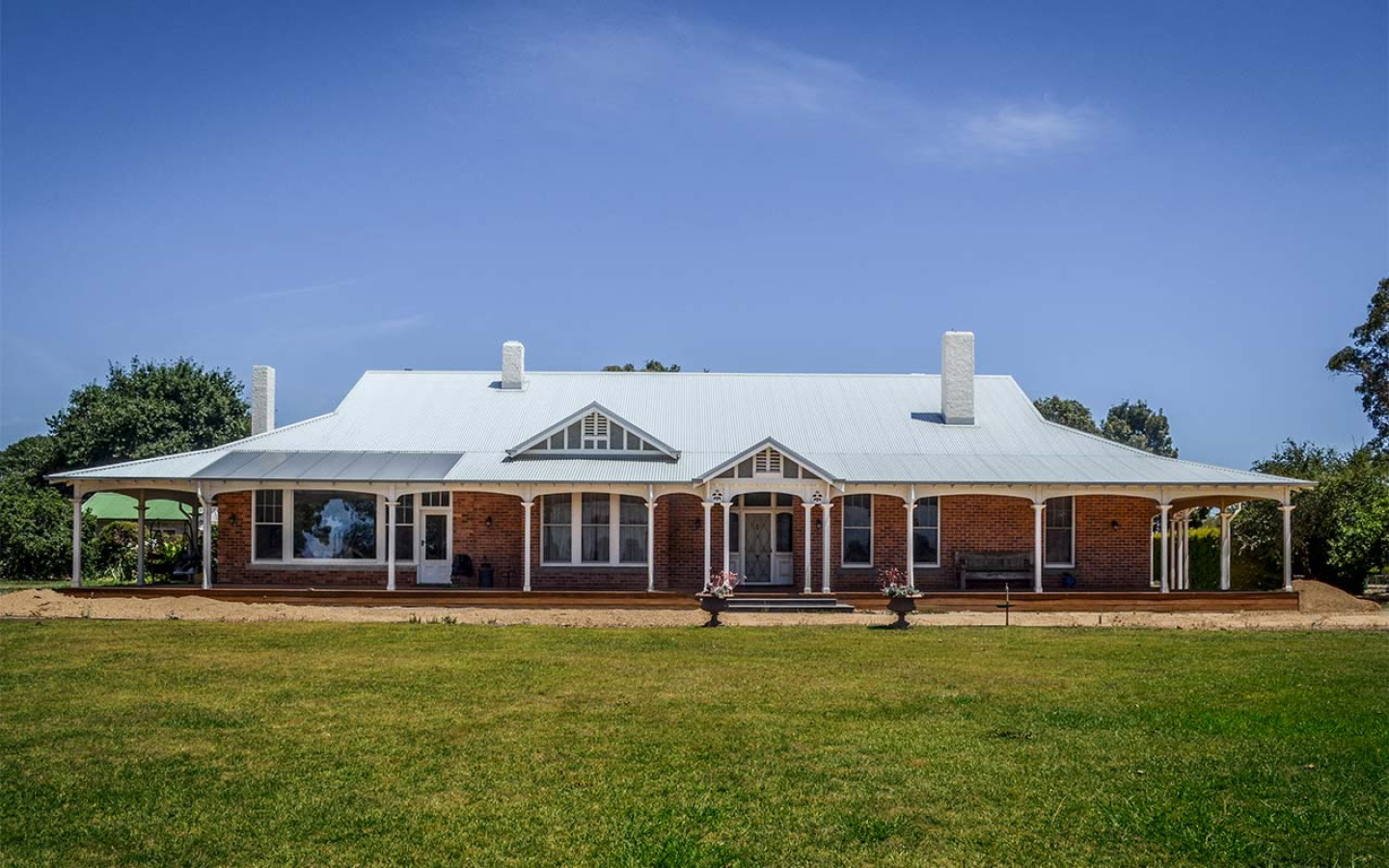 Eulong Regional Homestead Transformation Front Of Property